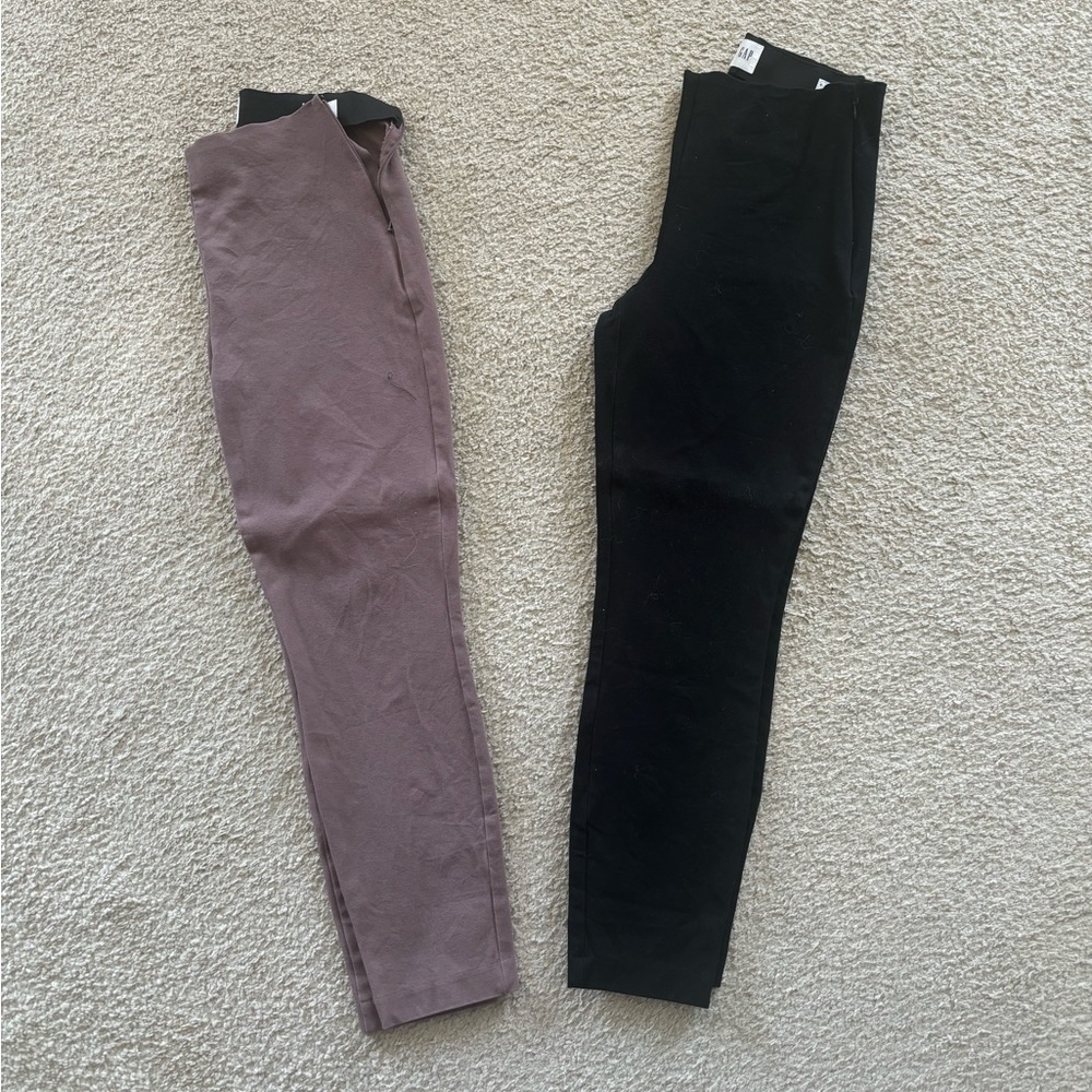 GAP Skinny ankle pants. Black & mauve color with side zip.